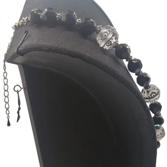 Vintage Black and Silver Fashion Necklace - Picture 5 of 10